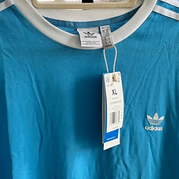 ADICOLOR CLASSIC TRACEABLE NWT AUTHENTIC APP SKY RUSH COLOR SHORT SLEEVES TOP - Picture 16 of 16